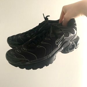 Black Nike Max Air Tn